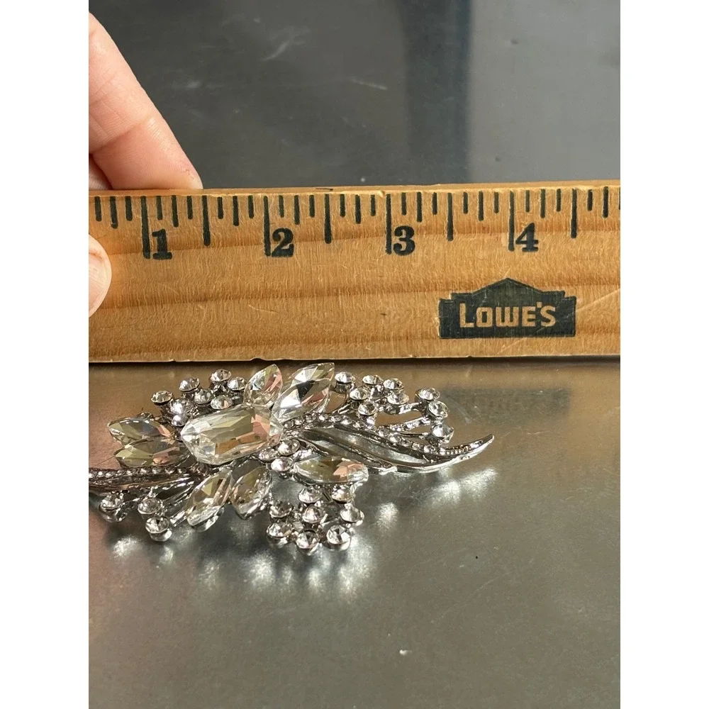 Vintage Silver Tone Crystal Rhinestone Floral‎ Spray Brooch Pin Large 3.25